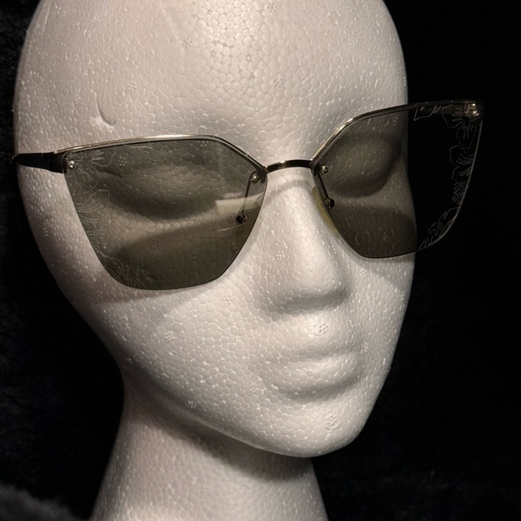 Prada PR 68TS CATWALK Sunglasses - Picture 1 of 8
